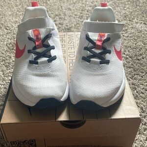Little Boys Nike Revolution 6NN size 3y(Work once, minor stain on both)